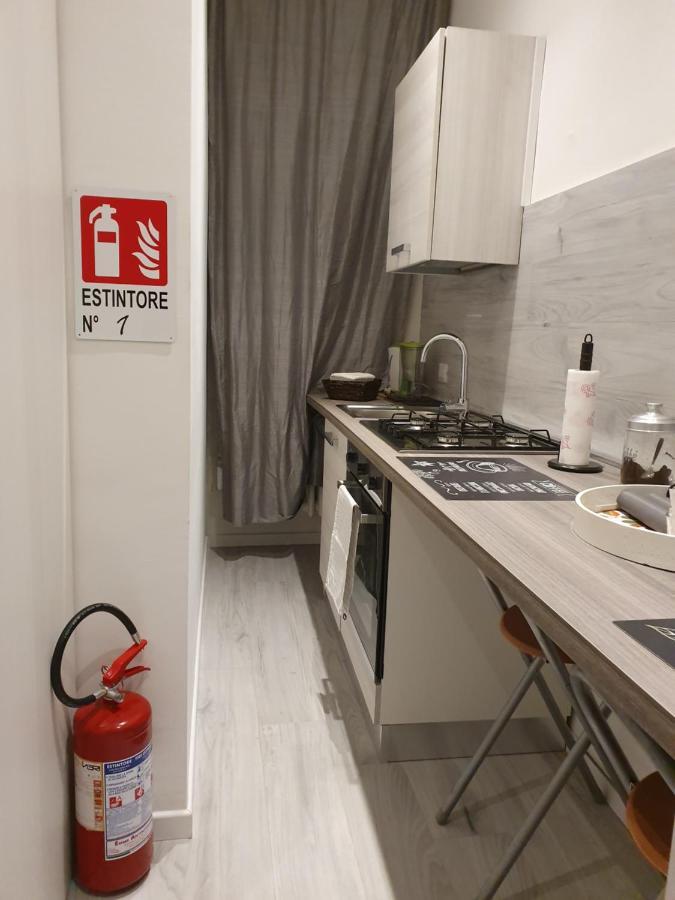Fiera San Siro Suites 2 Милано Екстериор снимка
